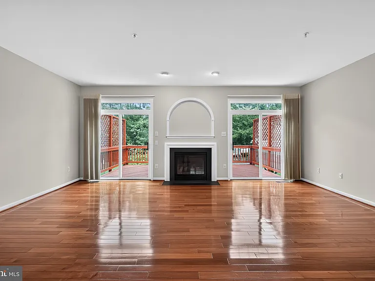 11715 Gunners Dr — Photo 5