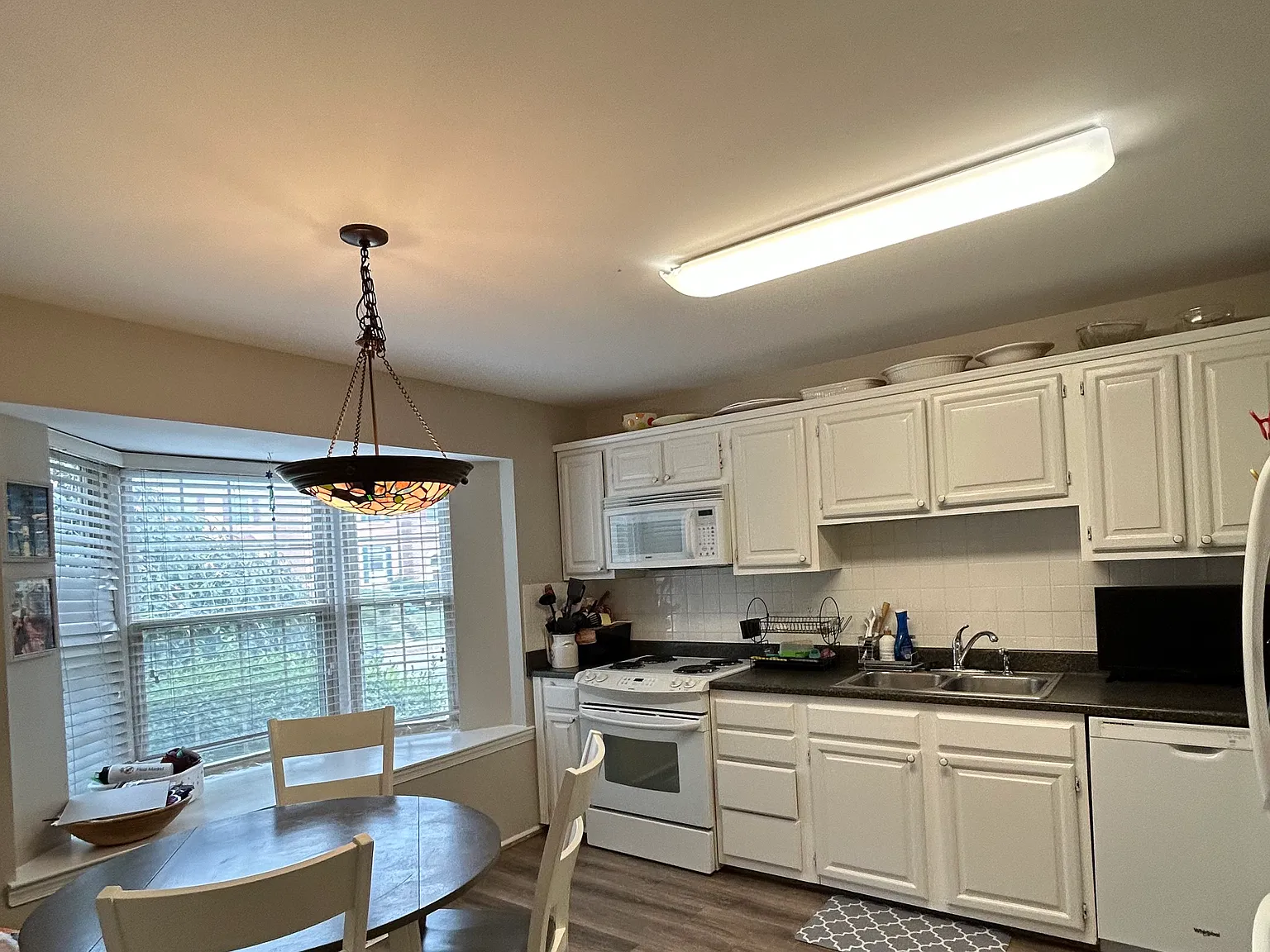 4 bed, 3.5 bath, 1520 sqft, $2,850 — Photo 1