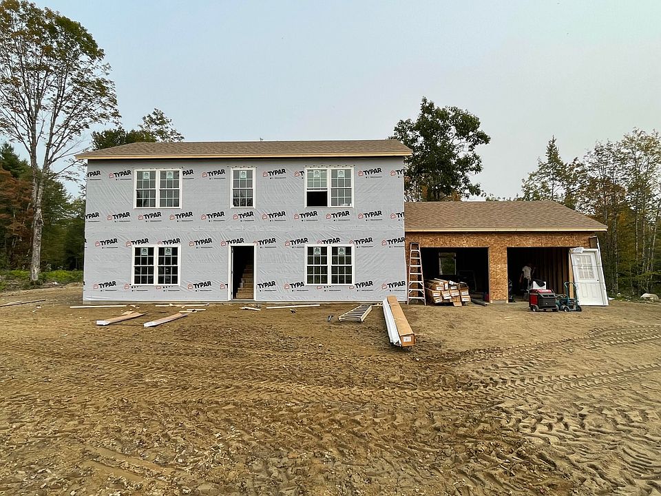 2nd image of 100 Snowberry Lane