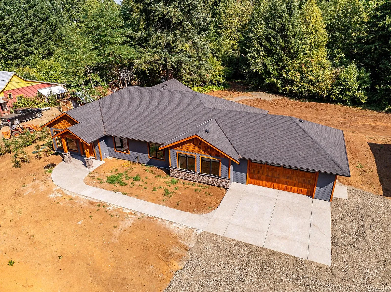 3368 Small Rd photo 1