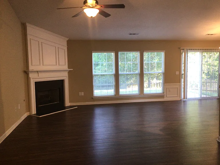 109 Karsten Creek Dr — Photo 6