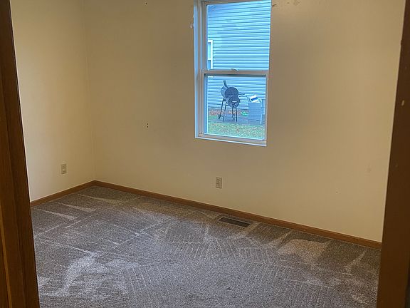 4th image of 1045 Buckeye Ave #1045