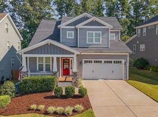 428 Skybluff Cir, Fuquay Varina, NC 27526