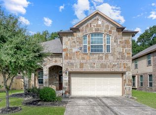 6707 Hunters Creek Ln, Baytown, TX 77521