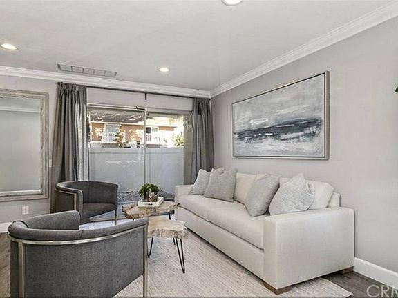 5th image of 135 Abbeywood Ln
