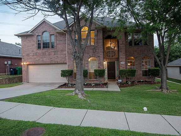 3rd image of 3708 Saint Johns Dr