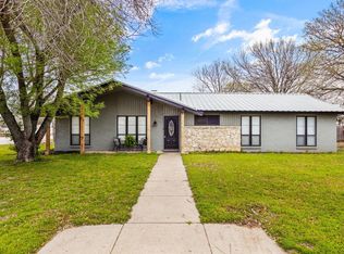 1701 Lamar St, Mineral Wells, TX 76067