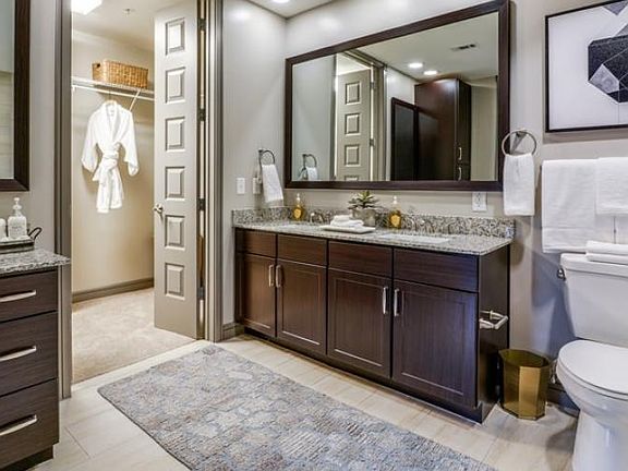 2nd image of 901 Memorial City Way #2.1105