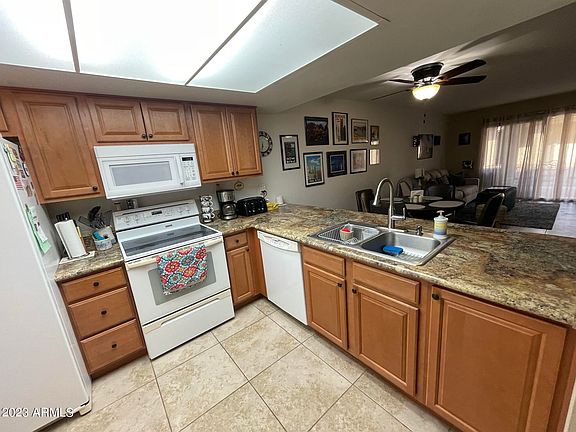 3rd image of 7722 E LUPINE Way