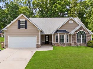 5155 Scenic View Rd, Flowery Branch, GA 30542