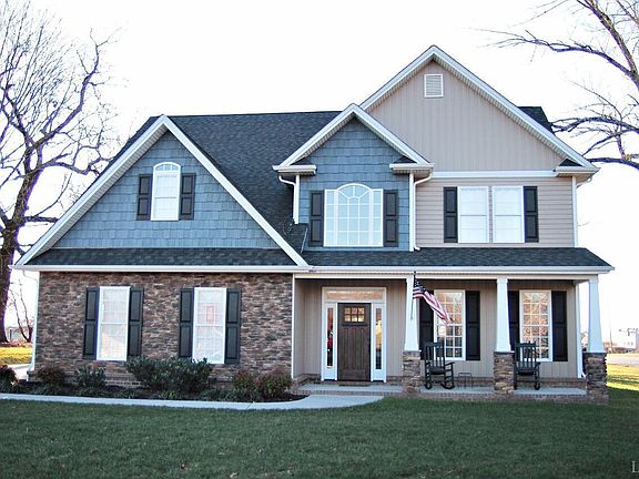 2nd image of 1023 Farmington Dr