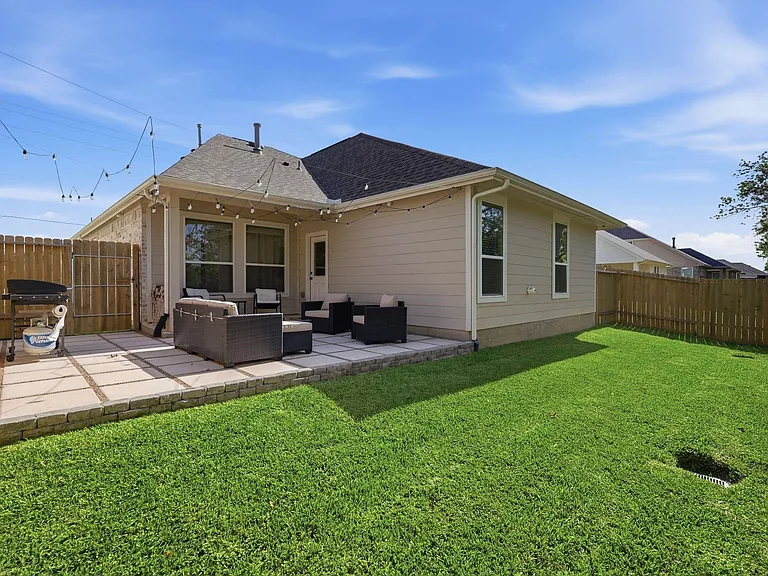 12087 Noble Heart Dr — Photo 17