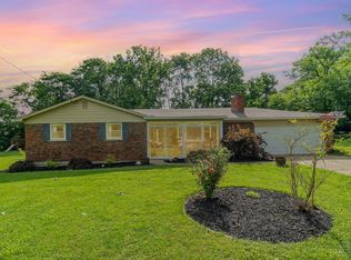 9040 Saxton Dr, West Chester, OH