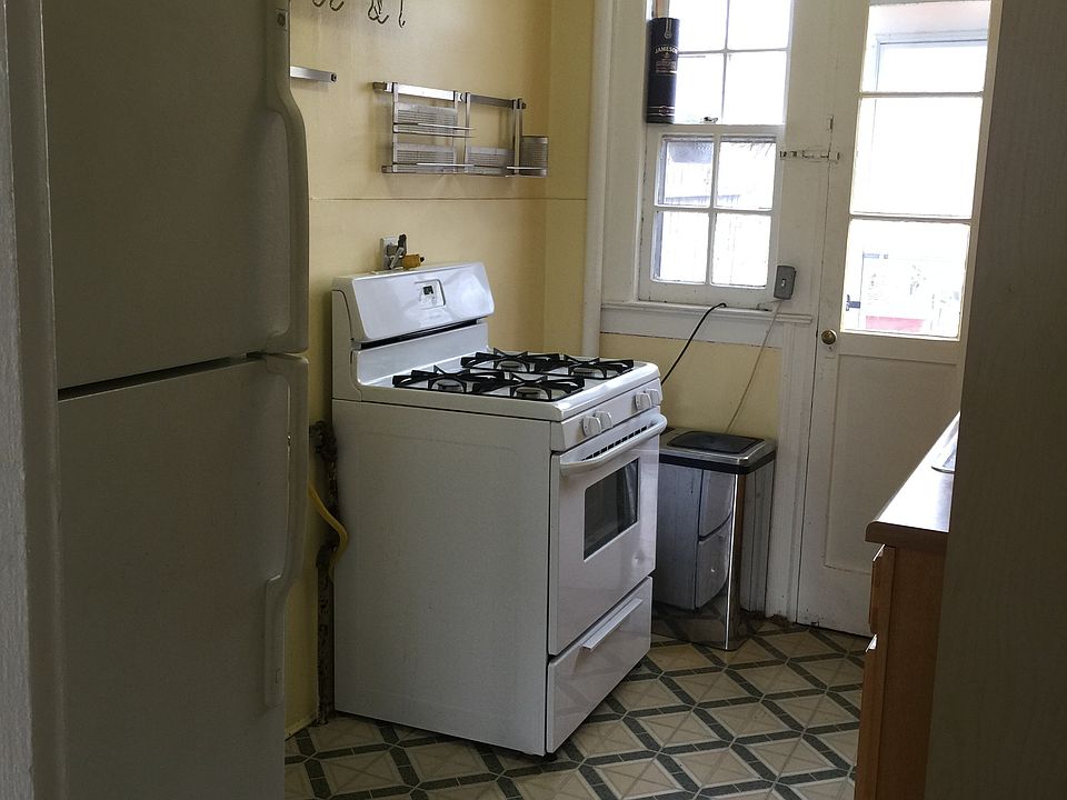 1st image of 3957 43rd St #2