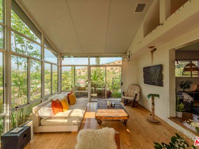 9635 Stonehurst Ave, Sun Valley, CA, 91352