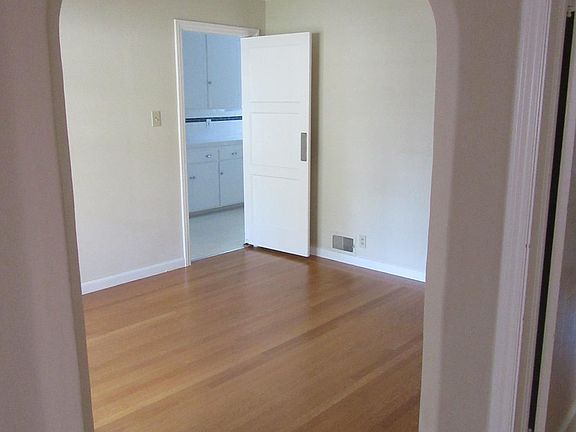 Dining room from entryway