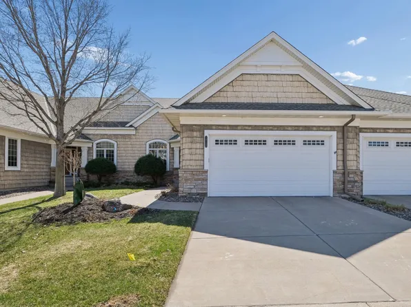 10100 Indigo Dr, Eden Prairie, MN 55347