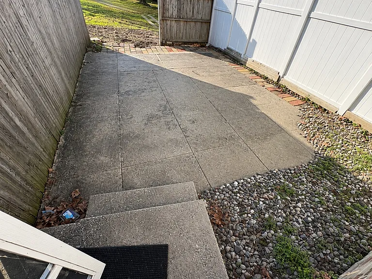 Peck Ave — Photo 11