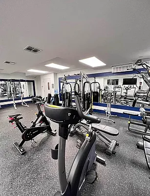 Rented by ERNY LLC | media 13