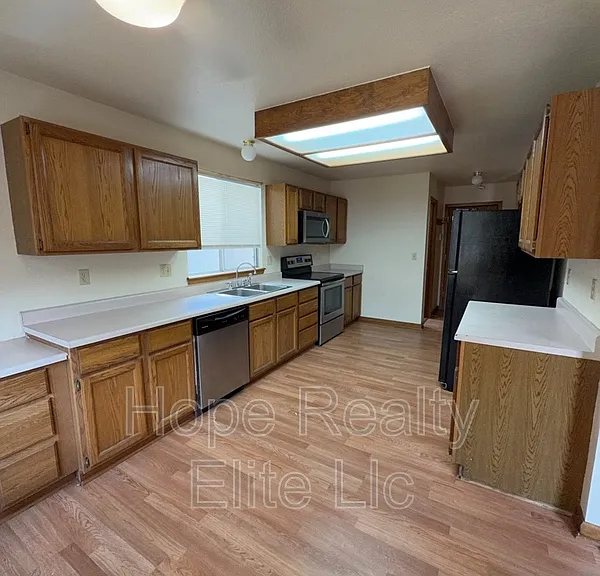 3960 Breaking Dawn St — Photo 4