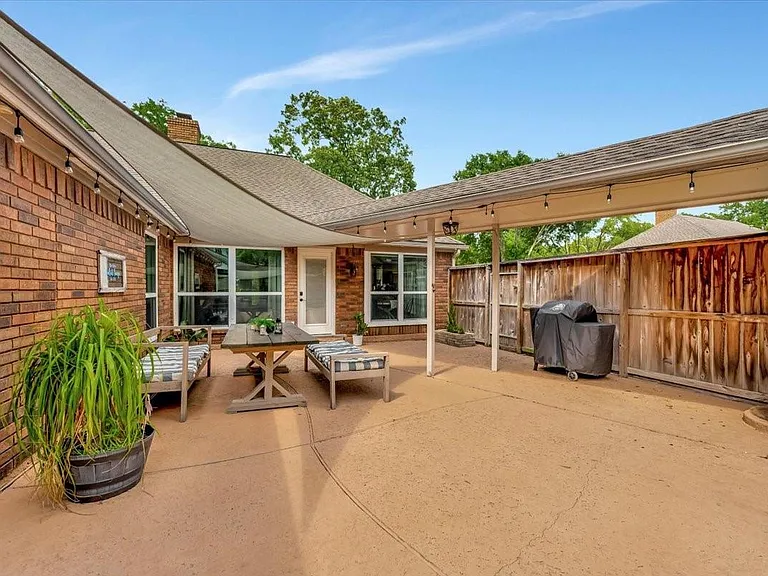 15402 Willow Shores Dr — Photo 39