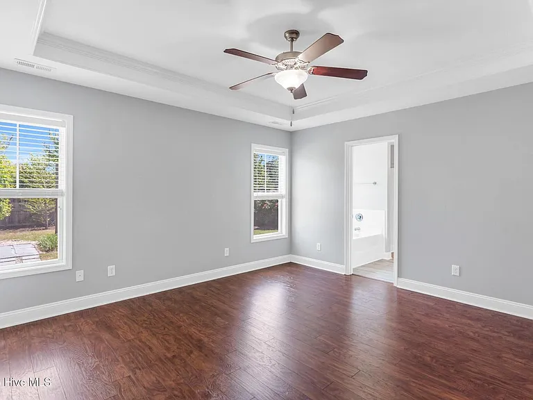8530 Jadewood Dr — Photo 16