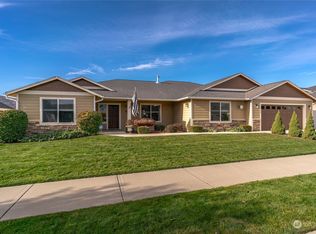 178 Sun Valley Dr, Wenatchee, WA 98801