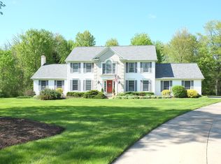 544 Duneden Dr, Aurora, OH 44202