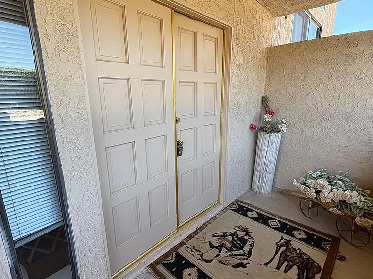 1905 Palmer Dr #8 — Photo 5