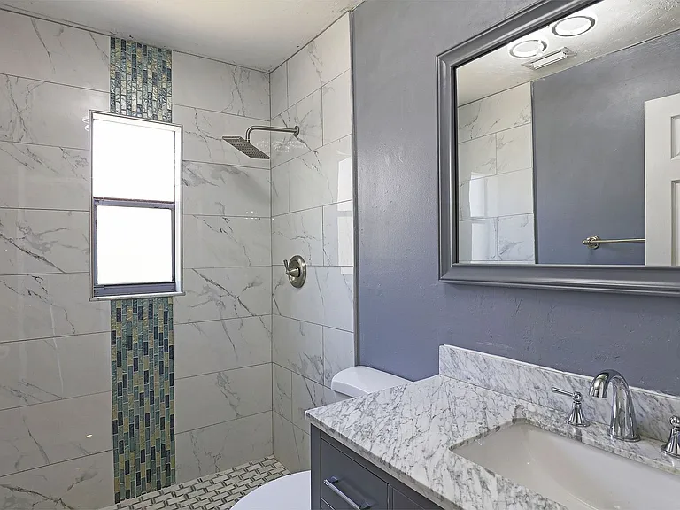 3818 SW 7th Pl — Photo 7