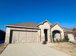 5925 Pensby Dr, Aubrey, TX 76227