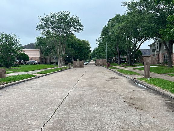 4th image of 13330 Agarita Ln