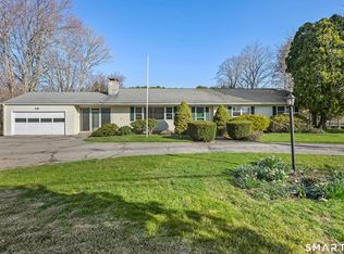 17 Glover Avenue, Newtown, CT 06470