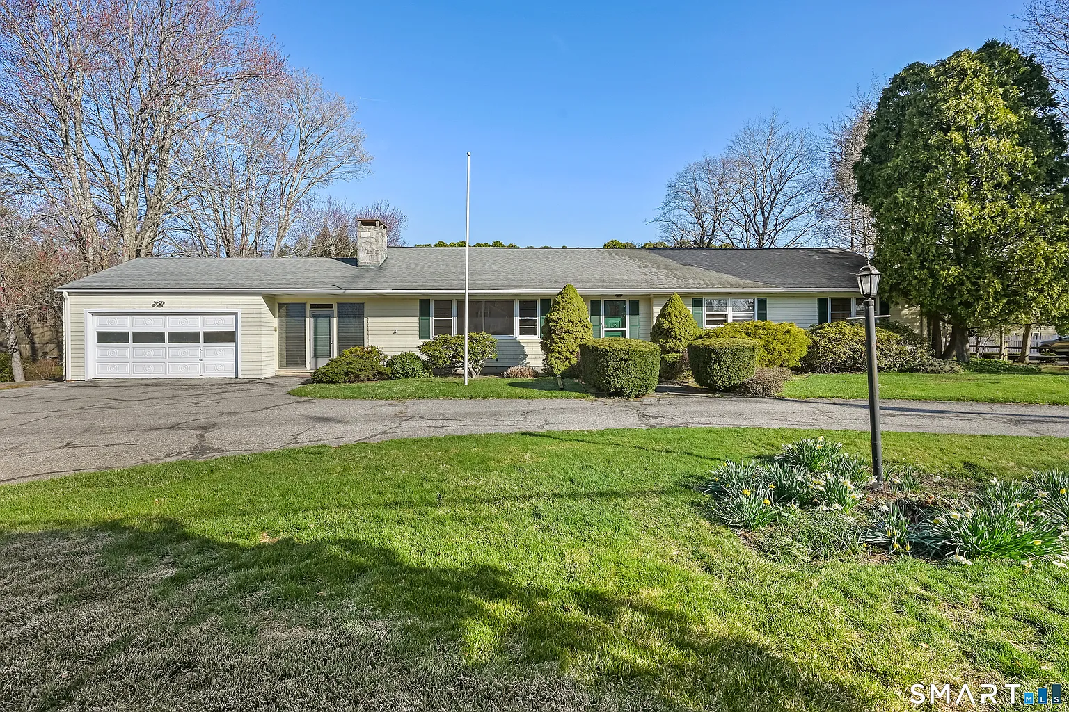 17 Glover Avenue photo 1