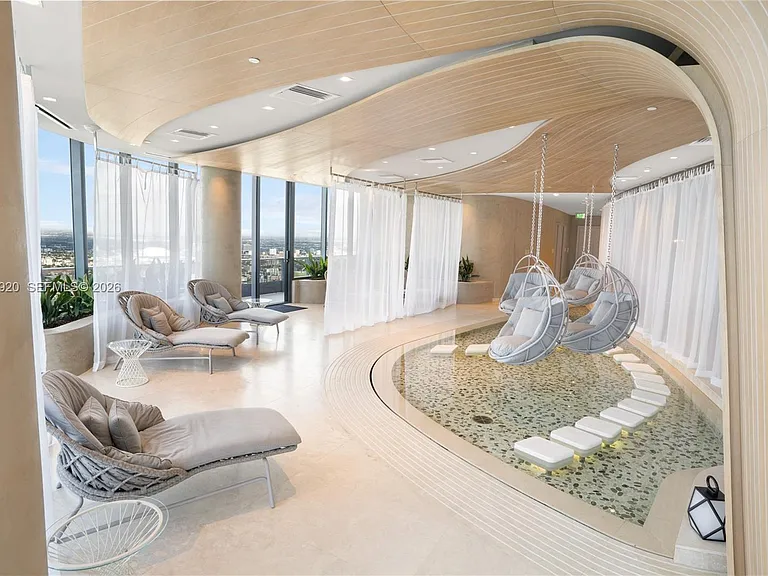 1000 Brickell Plz #2014 — Photo 13