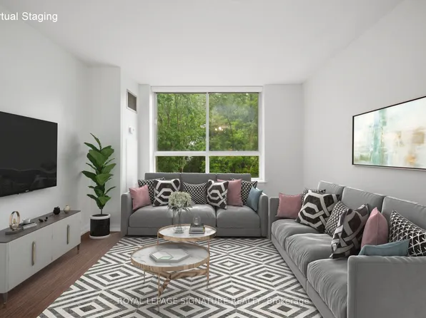 1485 Lakeshore Rd E Unit 411, Mississauga, ON L5E 3G2