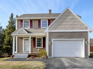 29 Wilson Dr, Westbrook, ME 04092