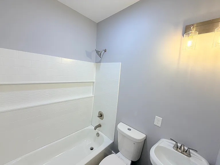 121 Hamblen Ave — Photo 9