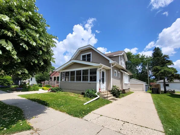 2512 South 84th STREET, West Allis, WI 53227