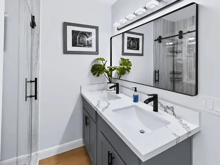5207 Enyart St — Photo 3