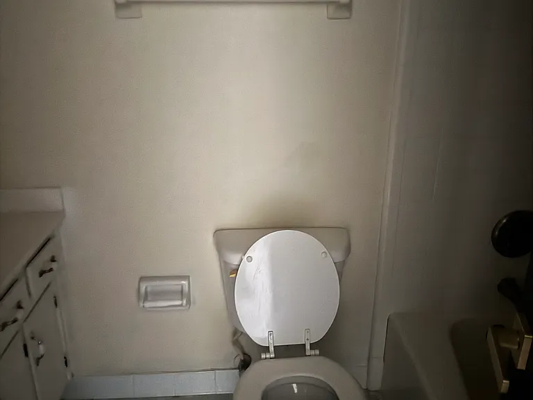 132 Hiawatha Ct E — Photo 16