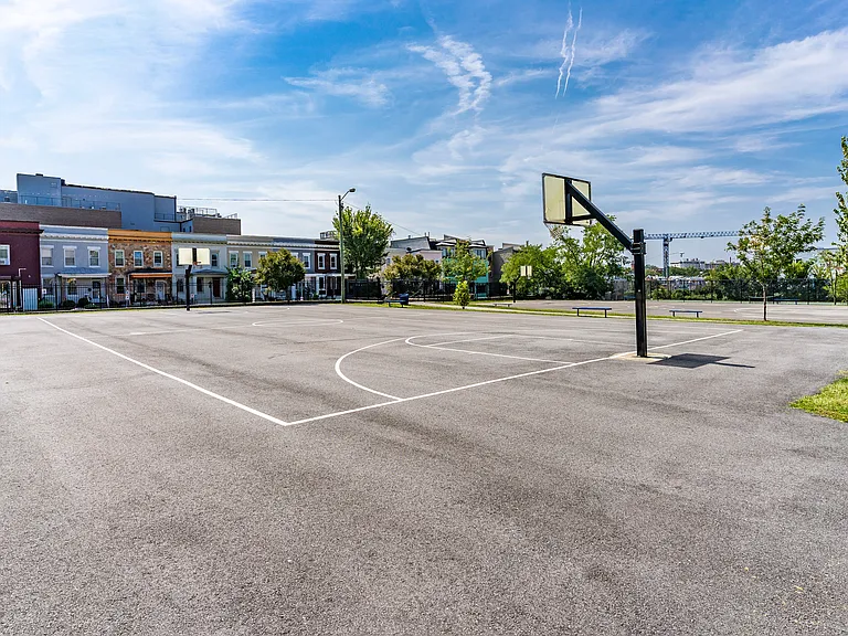 710 Columbia Rd NW #A — Photo 24