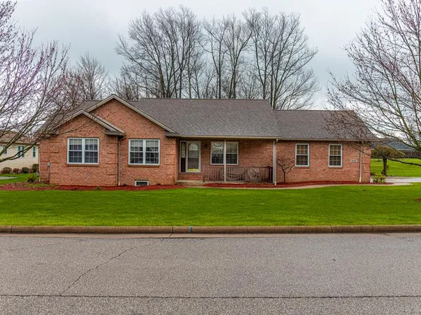 906 Randallwood Dr, Ontario, OH 44906