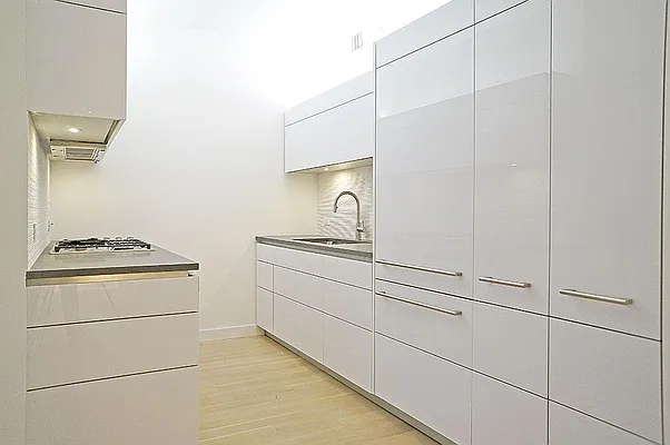 Rented by Level Group | media 14