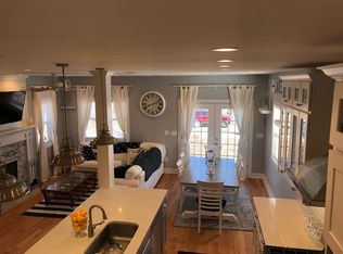 1619 Hiawatha Dr, Delavan, WI 53115