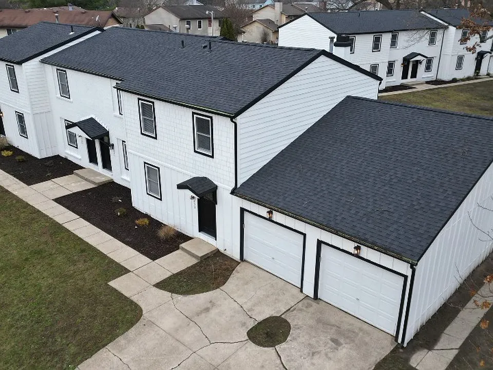 5017 Birchwood Ln