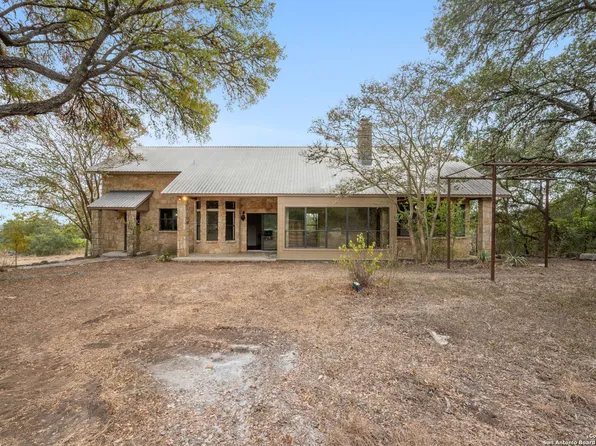 2939 Rolling Oaks, New Braunfels, TX 78132