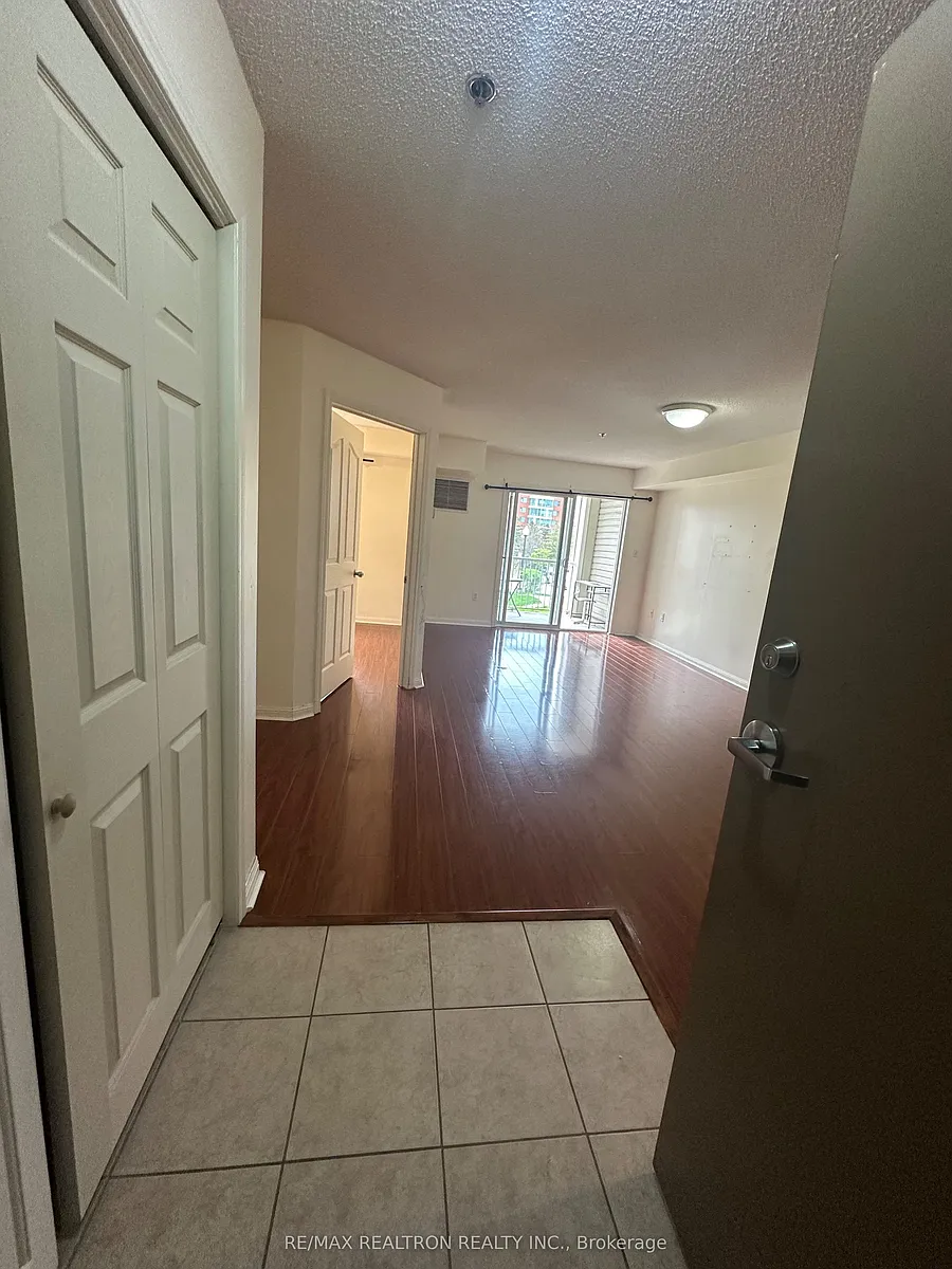 Building Photo - 5225 Finch Ave E #220