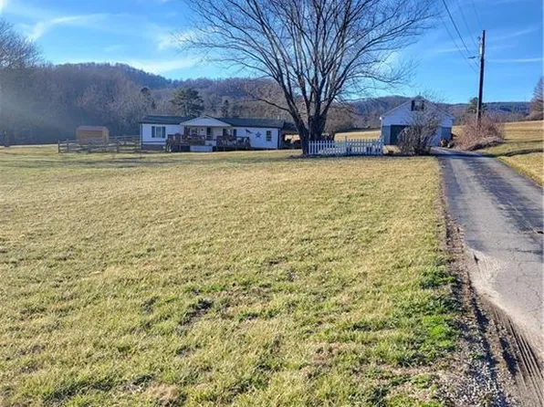 238 Pierce Rd, Millers Creek, NC 28651