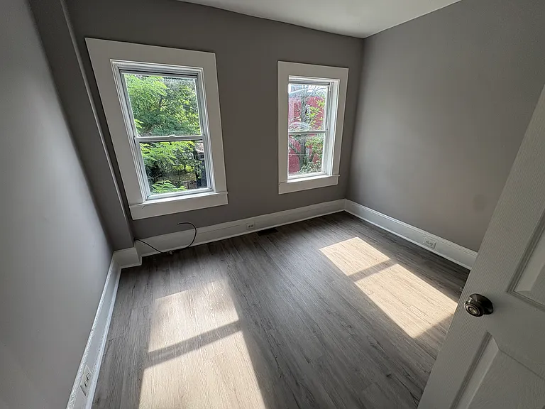 1711 Ashburton St — Photo 14